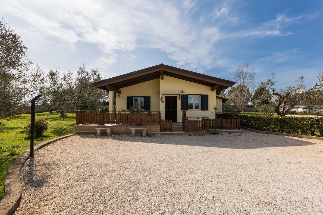 Il Posto Delle Fragole Villa Scorrano  Exterior photo